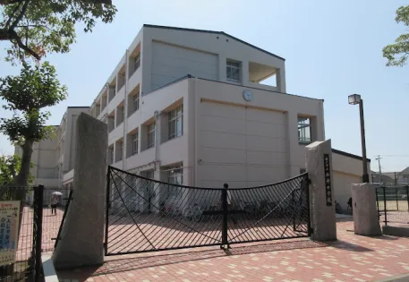 Seishin Junior High School